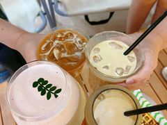 -浮漫咖啡(镜湖万达广场店)