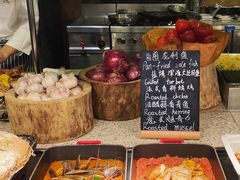 -松山湖凯悦酒店·Café自助餐厅·周末火舞秀表演