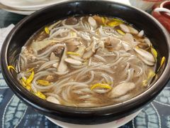 -桥香园过桥米线(国贸店)