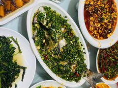 -华光驿站私房菜·黑金冠