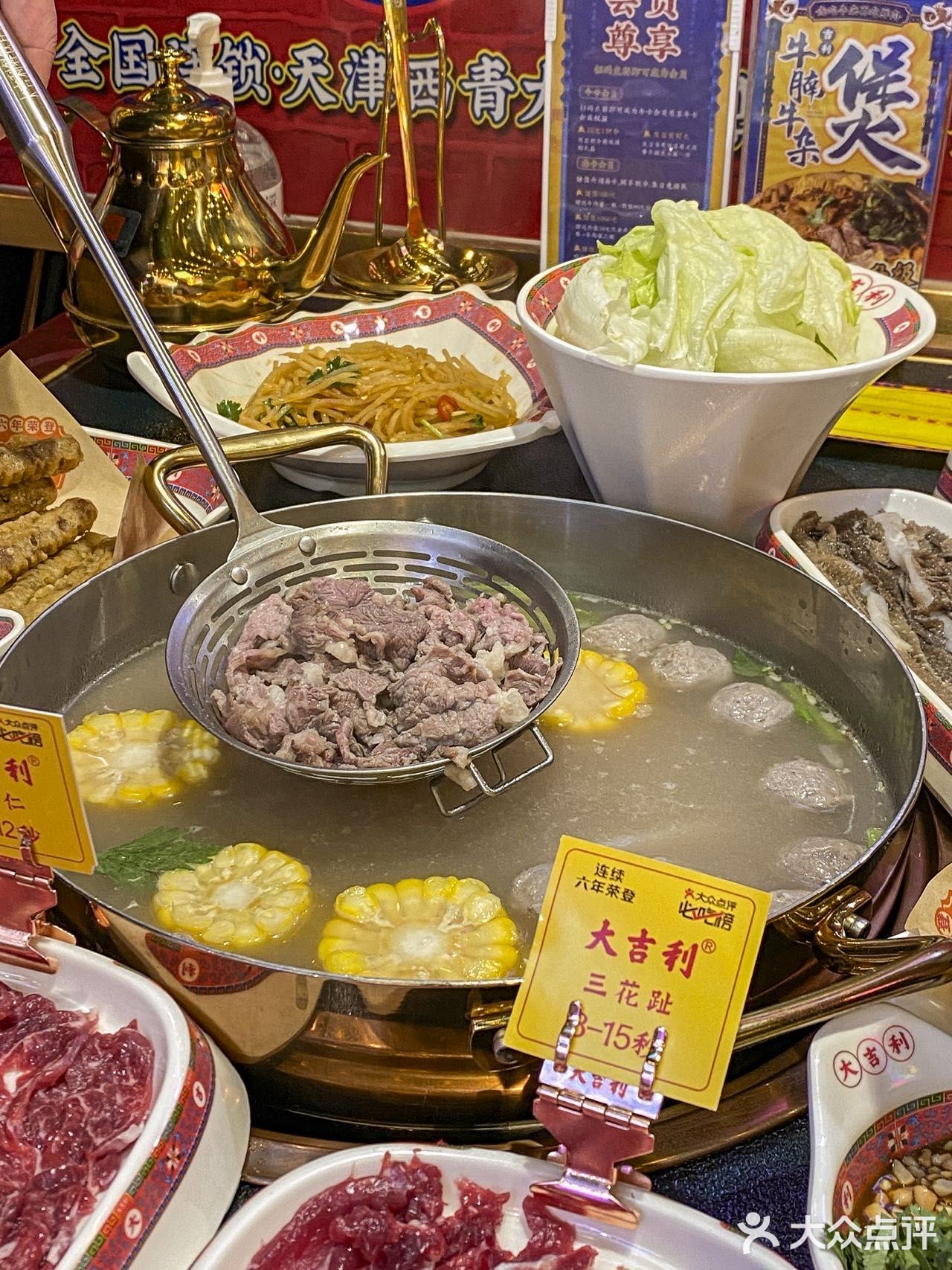 这是哪家开业就这么多人排队？