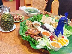 -沐毫傣泐云南菜孔雀宴•手抓饭傣味烧烤(曼听公园店)
