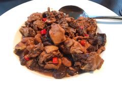 小鸡炖榛蘑-小南洋海景餐厅(深圳湾店)
