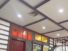 -湖南人家湘菜馆(镇江路店)