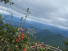 -九鼎铁刹山风景区
