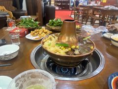-岳记兴隆·青城腊排铜火锅(融创店)