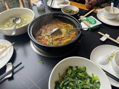 -黔蘑菇四季餐厅(观山湖店)