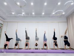 -亚太瑜伽普拉提学院