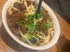 -清真吴记门钉肉饼·喜多利