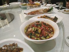 -亚丁湾海鲜大酒店(万泉嘉苑店)