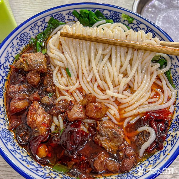 重庆｜老街里面一家开了十多年的老米线店