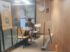 -麦当劳(中山大道中店)