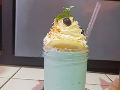 蓝莓优格奶昔-MIKAKU(万达广场上海宝山店)