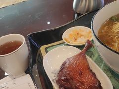 -百年老字号·观振兴蟹黄面·三虾面·苏式面(观前街富仁坊巷店)