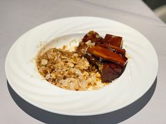 咸蛋目鱼红烧肉-屋里厢上海菜馆