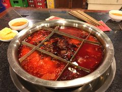 -邓莽子老火锅(中兴路总店)