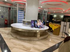 -蓝尊量贩(黄河路店)