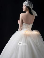 点击看大图 -艾拉·女王婚纱礼服馆