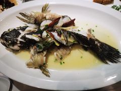 杭椒蒸笋壳鱼-南麓·浙里(外滩店)