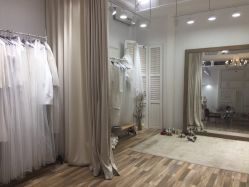 -LaMousse婚纱买手店