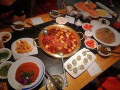 -潮火锅·麻辣牛肉火锅(观音桥方圆·LIVE店)