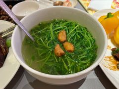 鸡汤时蔬-桂满陇·手作小笼包&江南叫花鸡(中山公园店)
