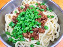 素椒杂酱面-左撇子私房面