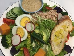 -丽莎沙拉轻食餐厅(国贸店)