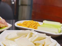 玉米-吉友粥底火锅(方斜路店)