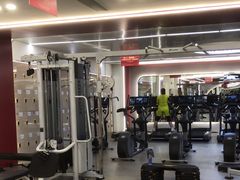 -英派斯健身旗舰店(海信国际中心馆)
