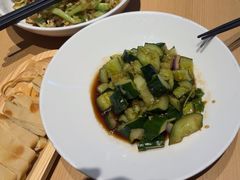-关东小磨东北菜(上海长风大悦城店)