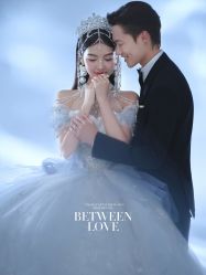 -雪中彩影婚纱摄影·微光艺术中心