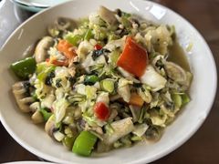 手捏菜蘑菇-芦茨金富饭庄·25年老字号·专做稻草鸡