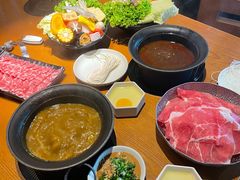 -呷哺呷哺(融创茂店)