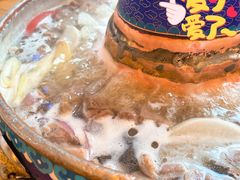 -毛辣果·贵州红酸汤牛肉火锅(西单店)