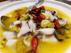 自制酸菜鱼-稻香酒家(长宁KING88广场店)