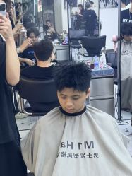 -M1山木造型国潮男士发型定制