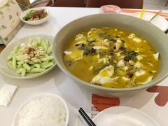 -椒爱水煮鱼川菜(让胡路万达店)