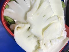 -马路边边·成都串串(翠柏路店)