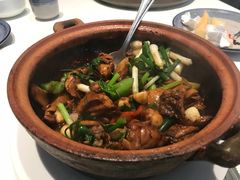 -八府香鸭·啫啫煲(华山路店)