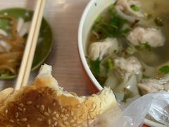 -石门侯·石门馄饨侯(革新北街店)