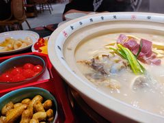 -小乌猪·金华筒骨煲(永盛购物广场店)