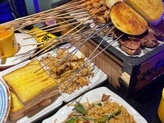 -喝丢一只鞋海鲜烧烤·海肠捞饭(东关街店)