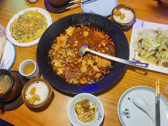 -茅台镇网红溶洞餐厅·茅帮菜馆