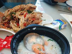 -覃记海鲜美食餐厅