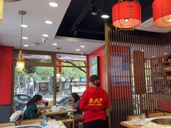 -鲁员外地锅鸡地锅鱼(古墩路店)