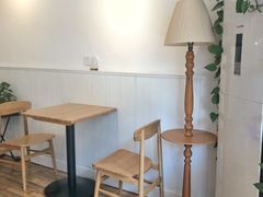 -Cafe Villa