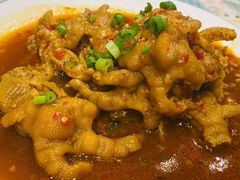 蒜香鸡脚-浩海火烧云傣家菜(京广店)