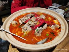 羊蝎子锅-耶里夏丽新疆餐厅(百联中环购物广场店)