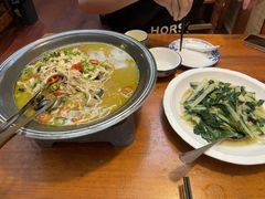 -旺角小渔村·海肠捞饭开创者(环山路店)